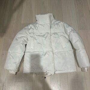 Chic Women's White Puffer Jacket